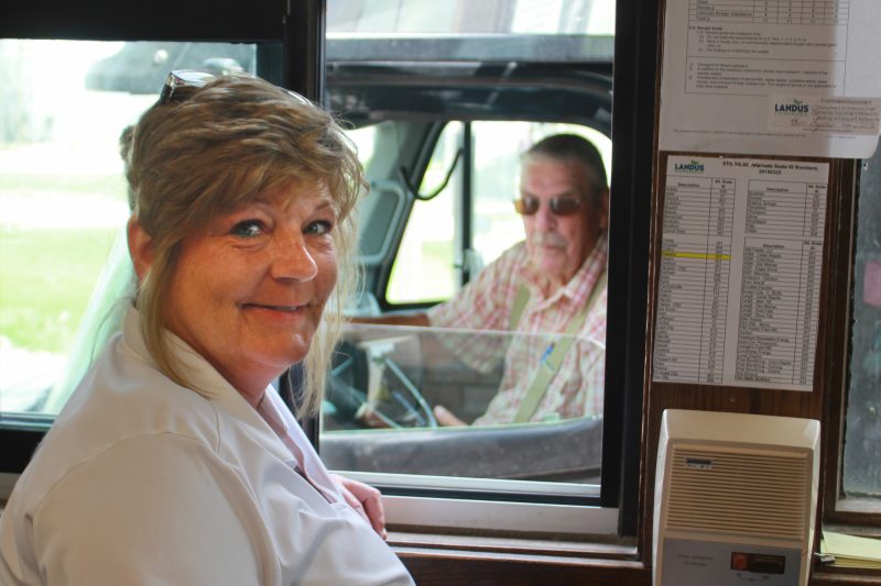 Pam Lyons Customer Service